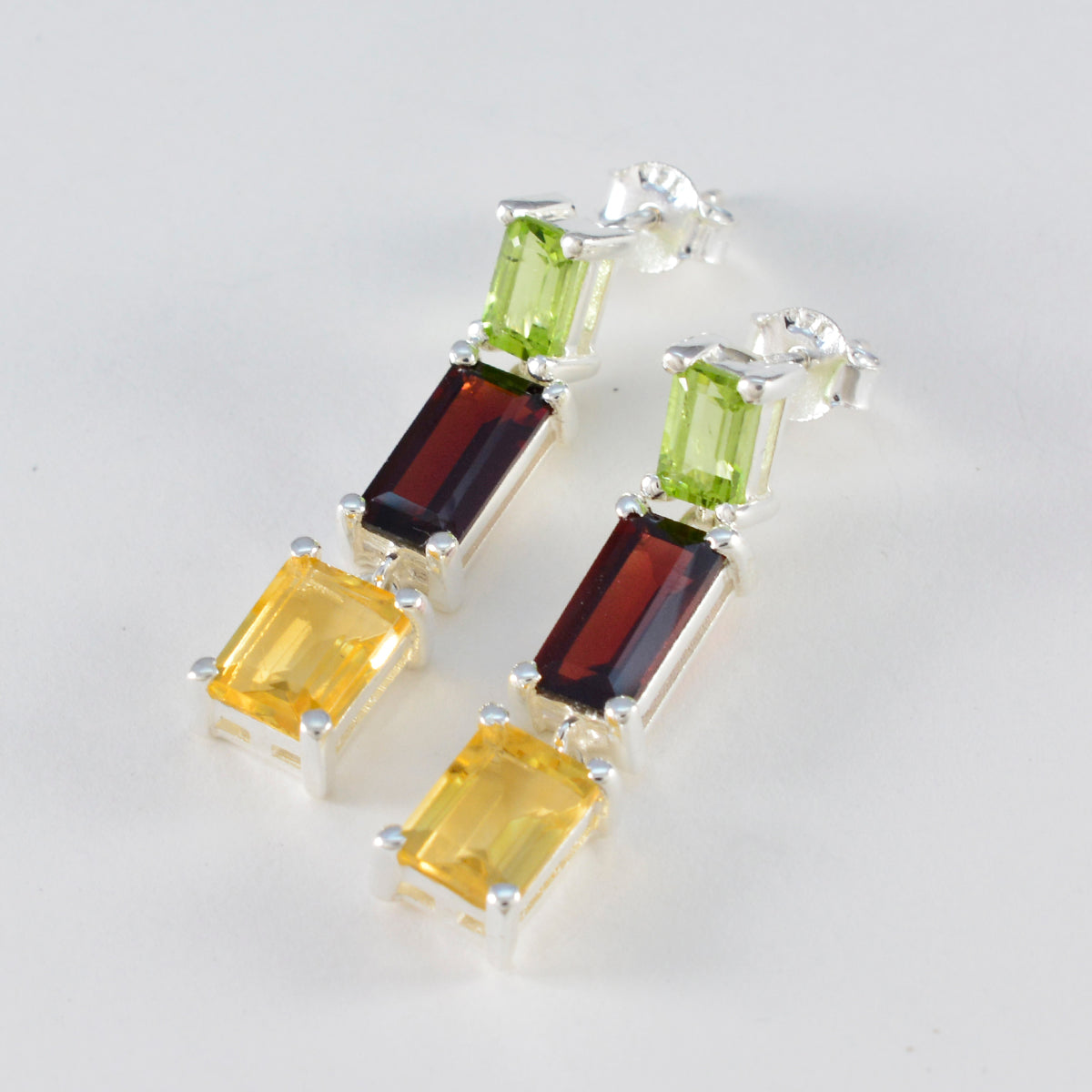 Nella multicolor Minimal multiple Stud Earring