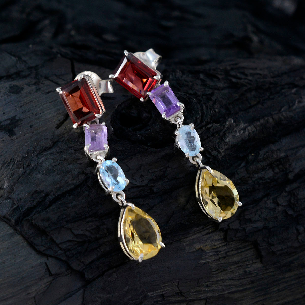 María multicolor Slim quarter Stud Earring