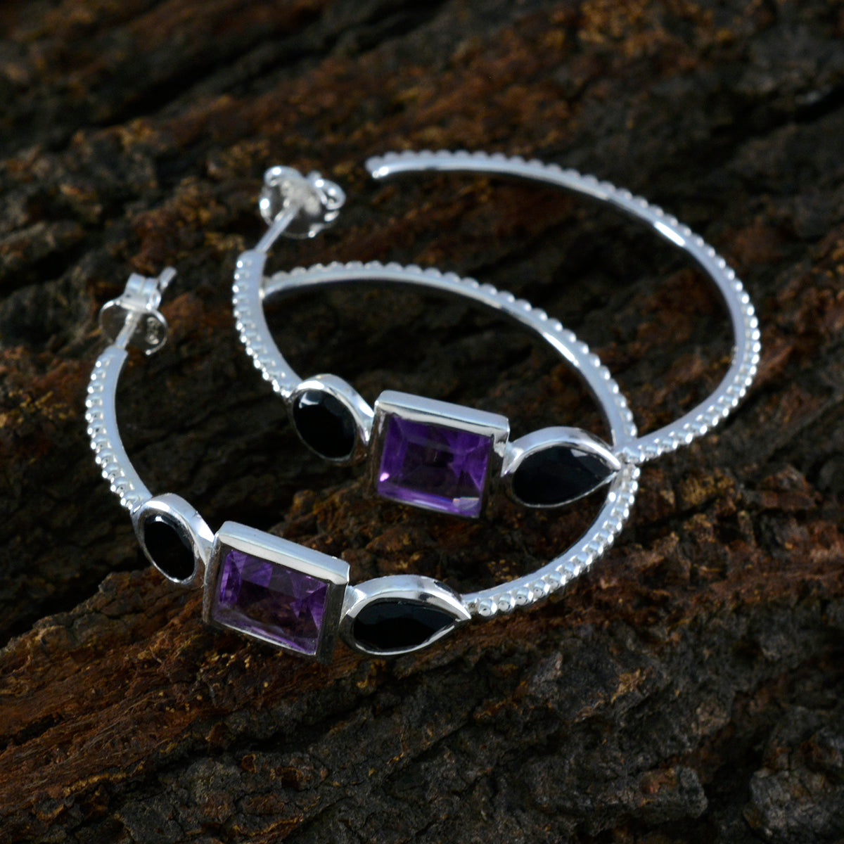 Violet multicolor Mid weight Trilogy Stud Earring
