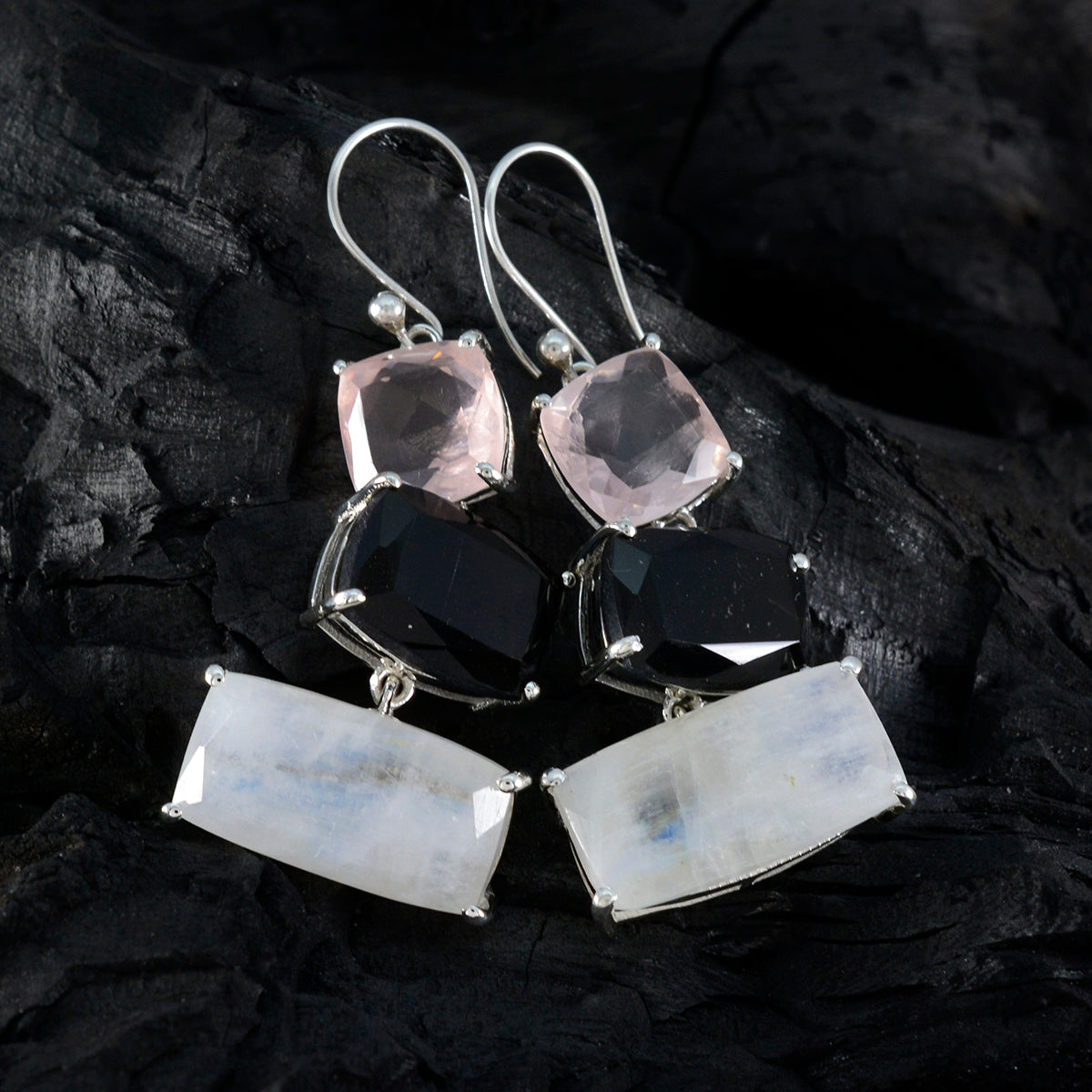 Milagros multicolor Edgy Trilogy Dangle Earring