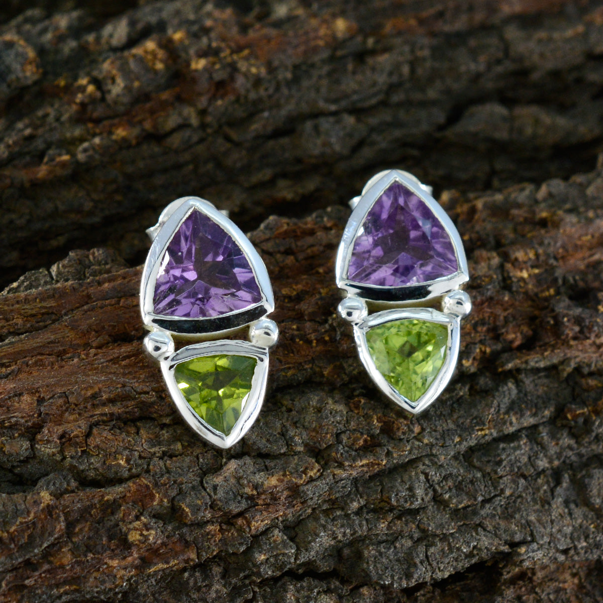 Aaliyah multicolor Slim Toi et Moi Stud Earring