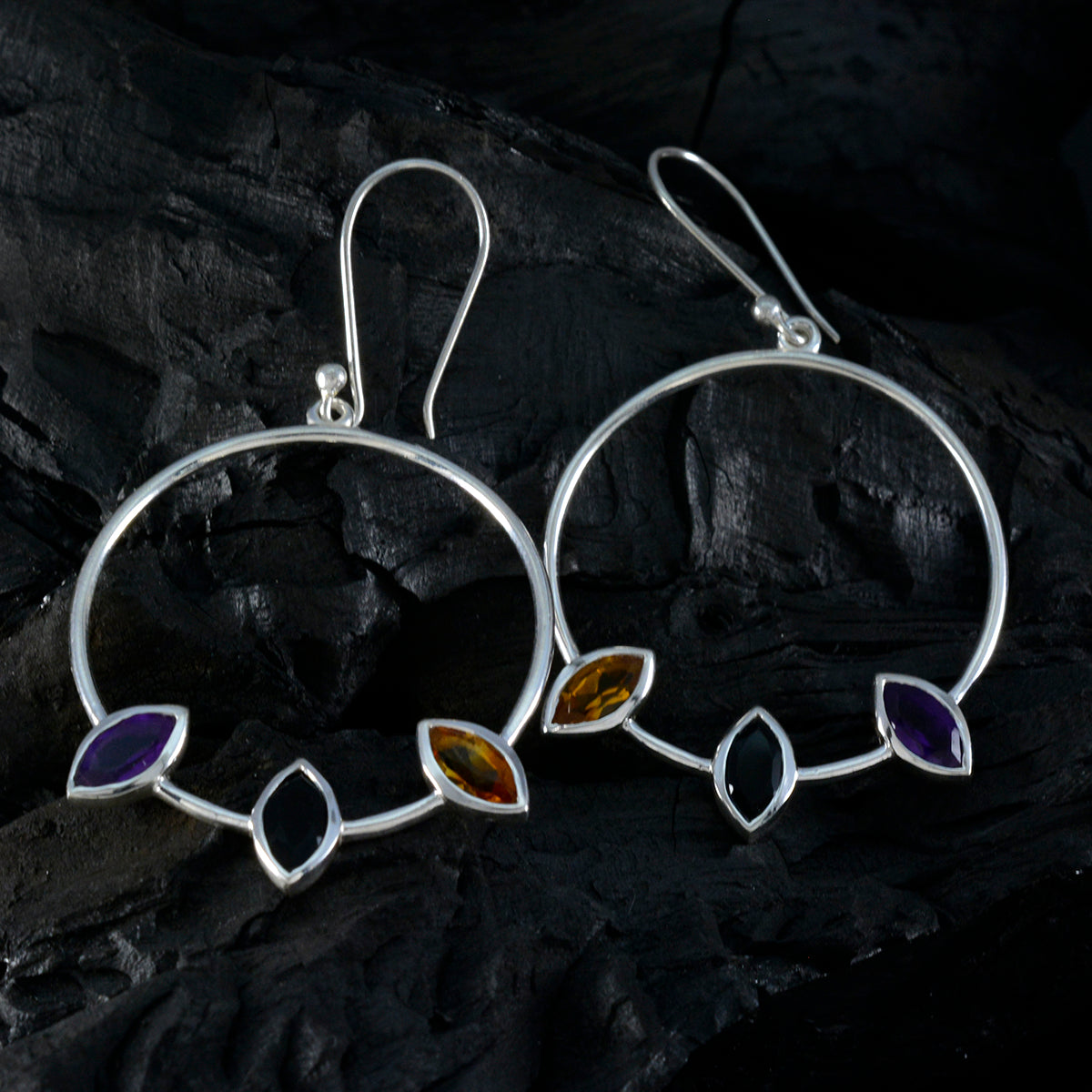 Nella multicolor Minimal Trilogy Dangle Earring