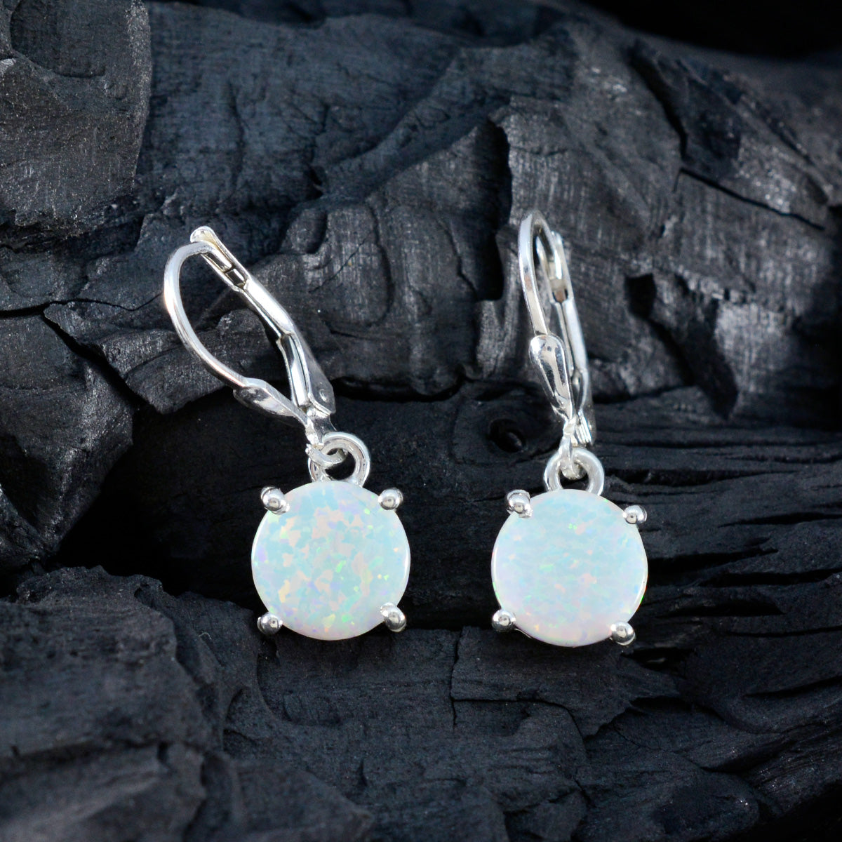 Nari White Delicate Solitaire Dangle Earring