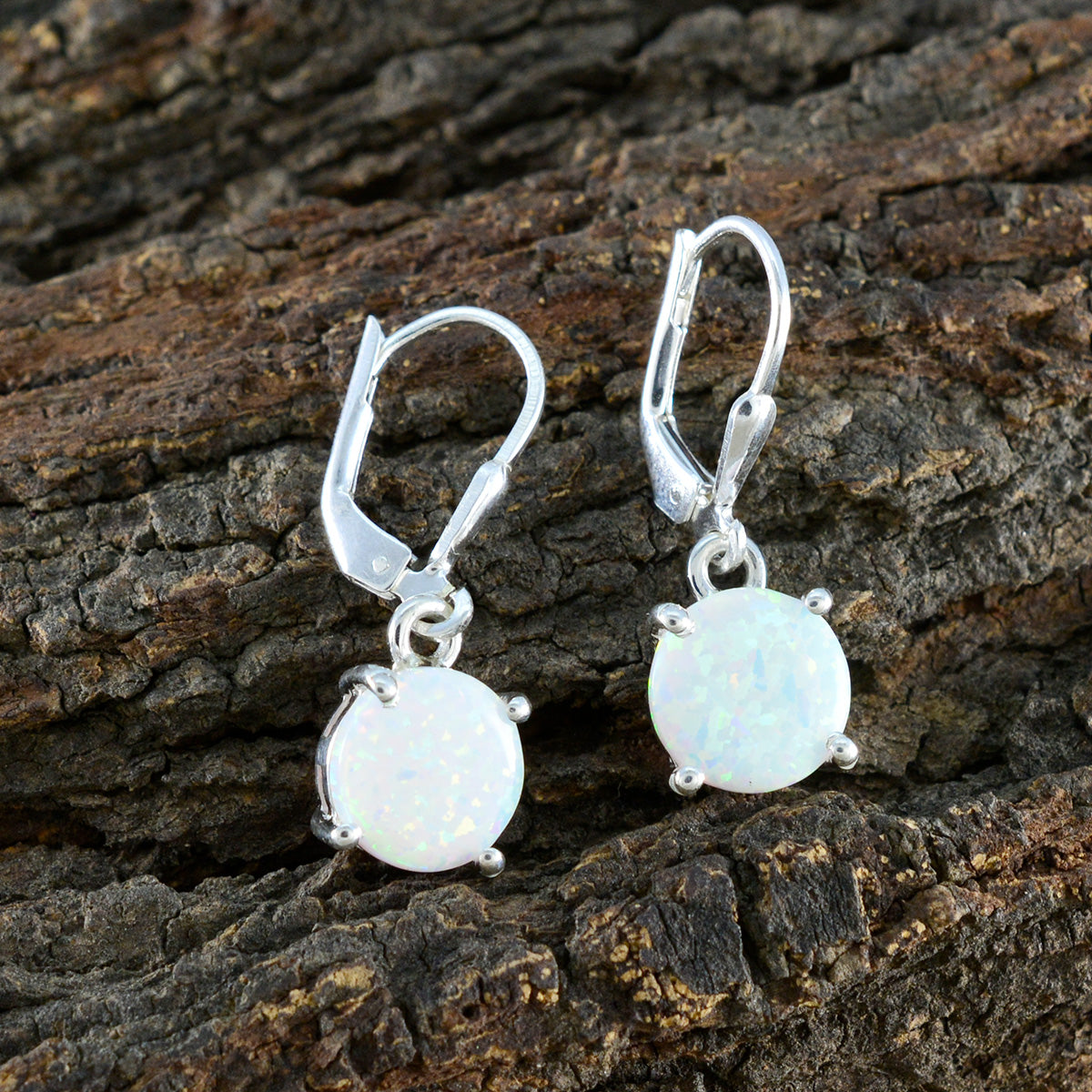 Nari White Delicate Solitaire Dangle Earring