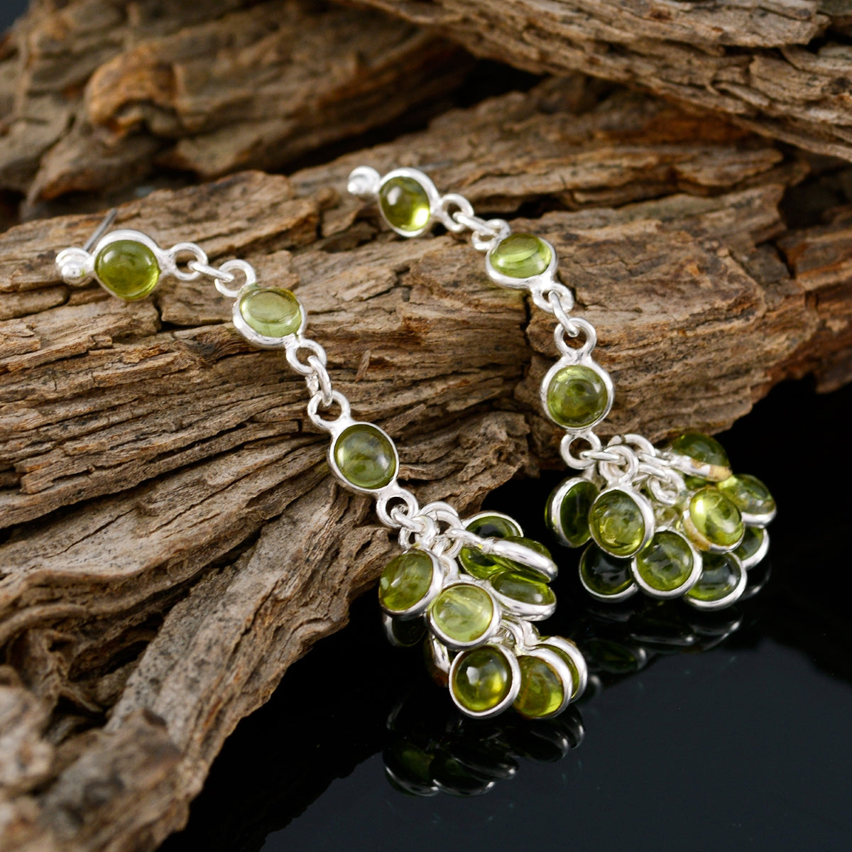 Elena Green Classic multiple Stud Earring