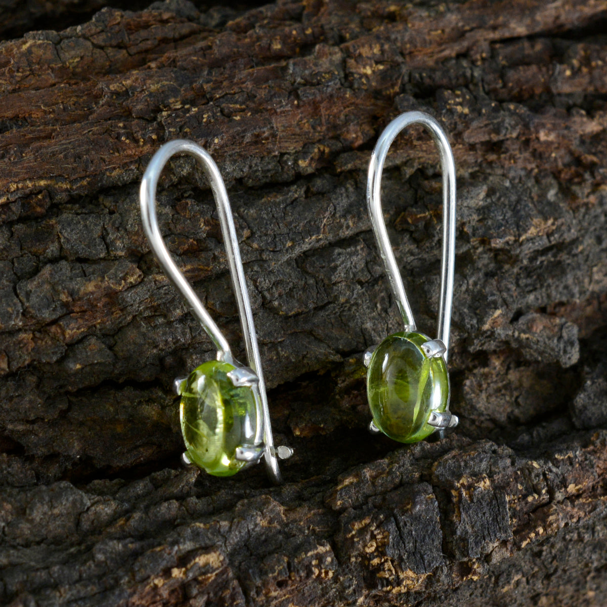 Penelope Green Delicate Solitaire Dangle Earring
