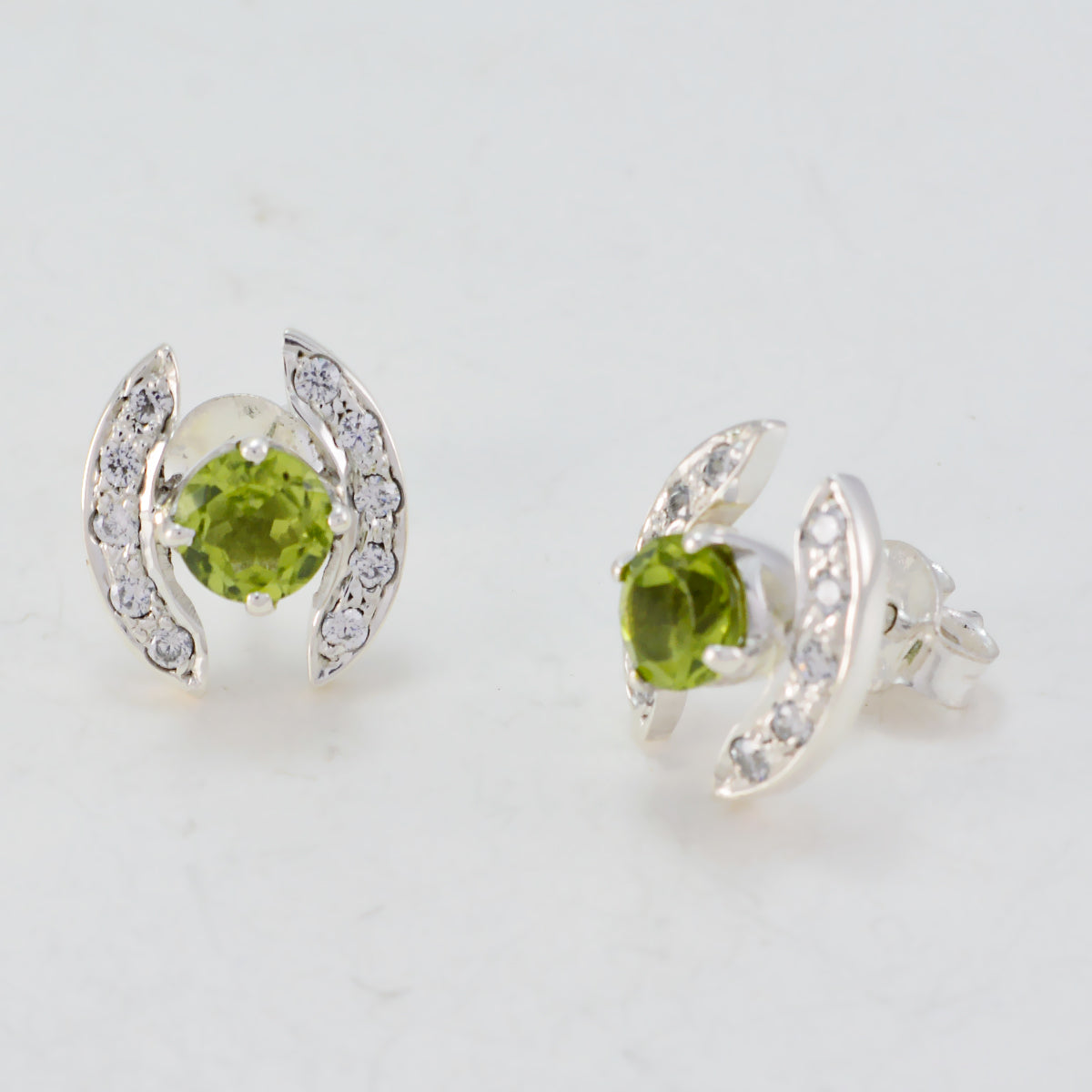 Mariana Green Elegant multiple Stud Earring