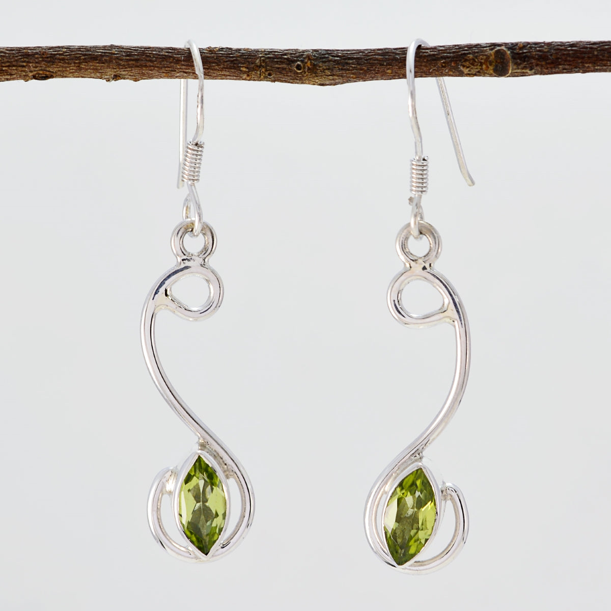 Valentina Green Delicate multiple Dangle Earring