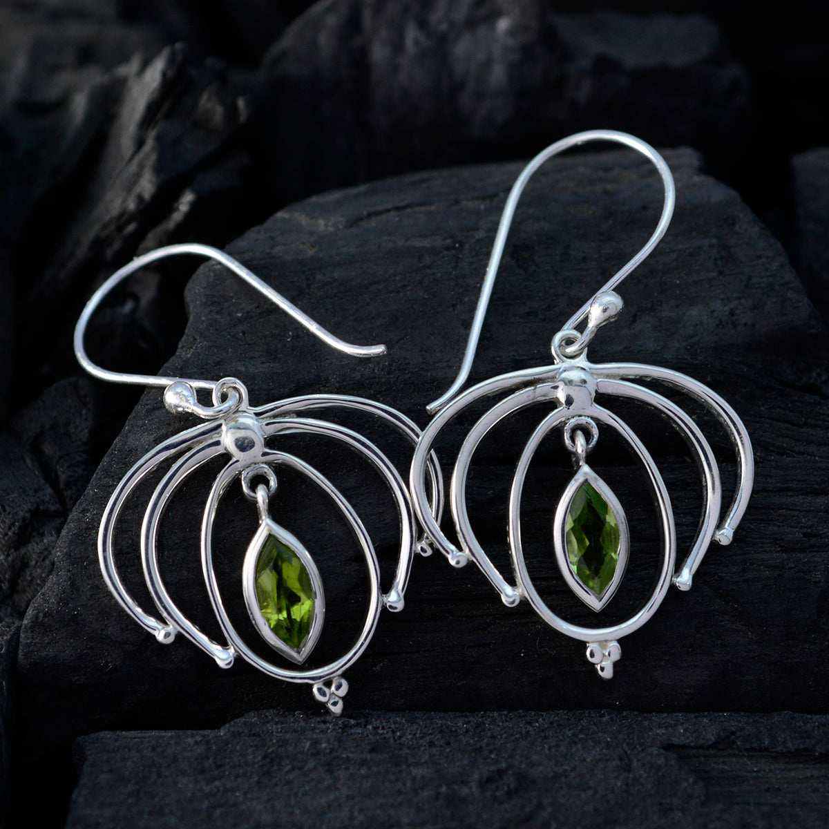Audrey Green Featherlight Solitaire Dangle Earring