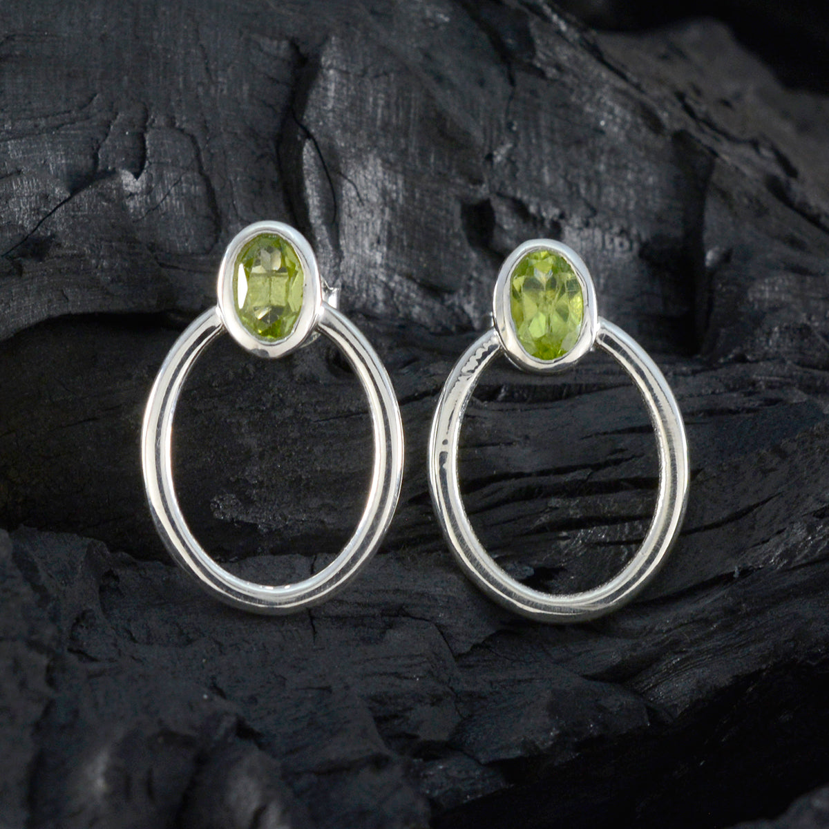 Skylar Green Dainty Solitaire Stud Earring