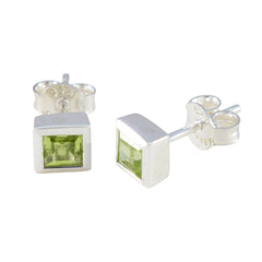 Laura Green Elegant Solitaire Stud Earring