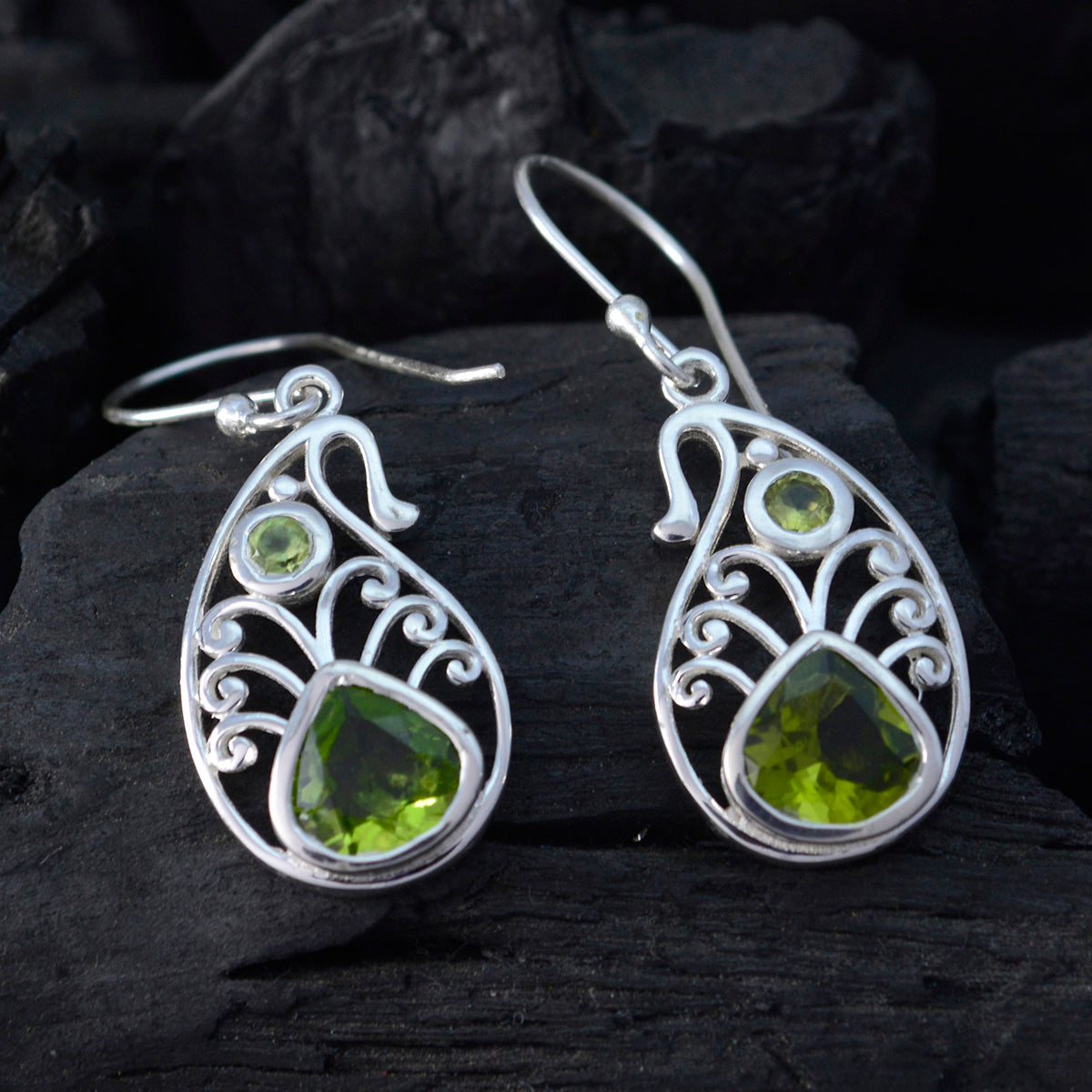Lily Green Slim multiple Dangle Earring