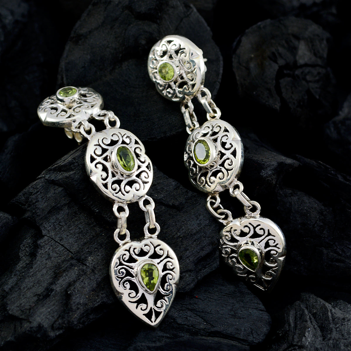 Mathilde Green Edgy multiple Stud Earring