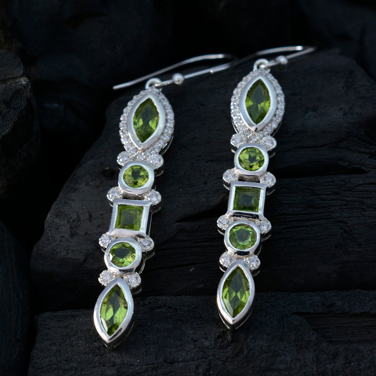 Emilia Green Versatile multiple Dangle Earring