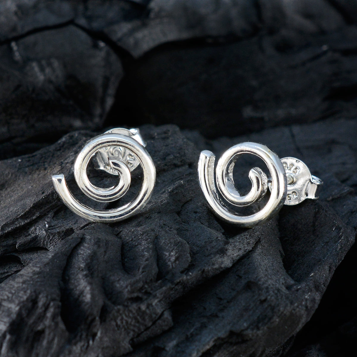 Julieta Silver Elegant plain Stud Earring