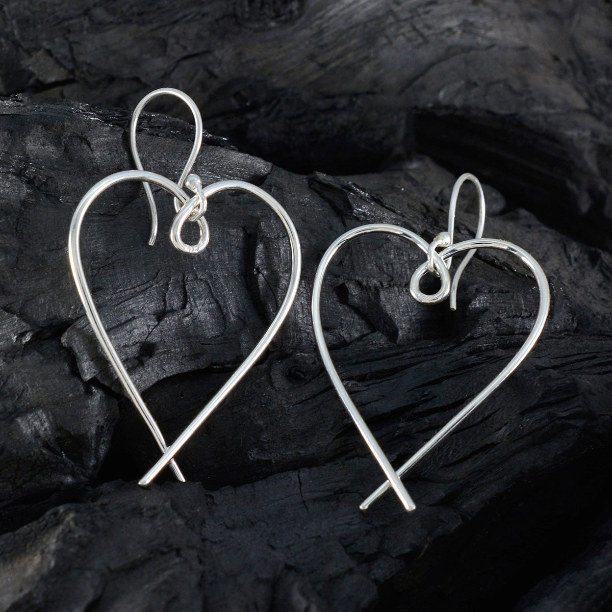 Milagros Silver Dainty plain Dangle Earring