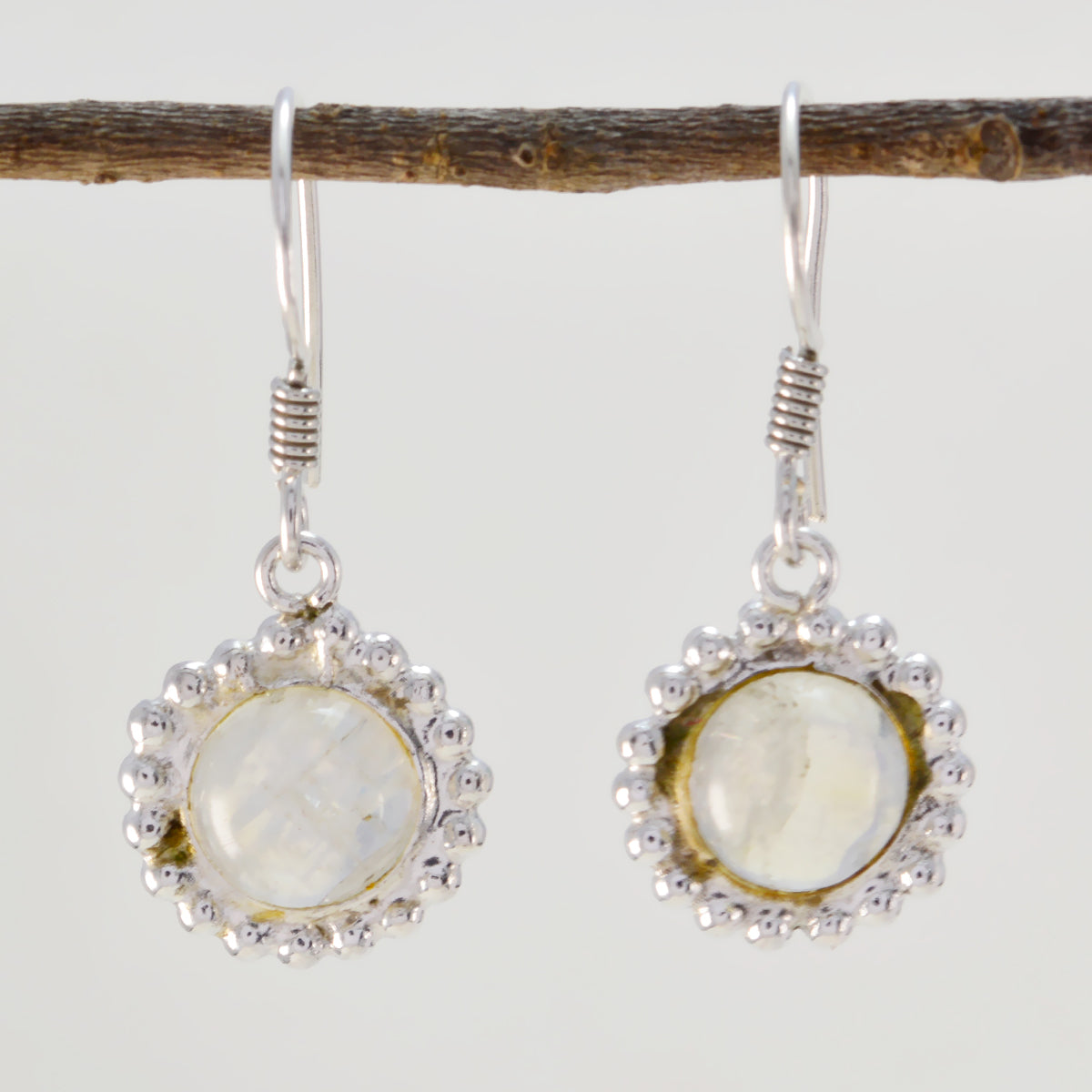 Rosa White Delicate multiple Dangle Earring
