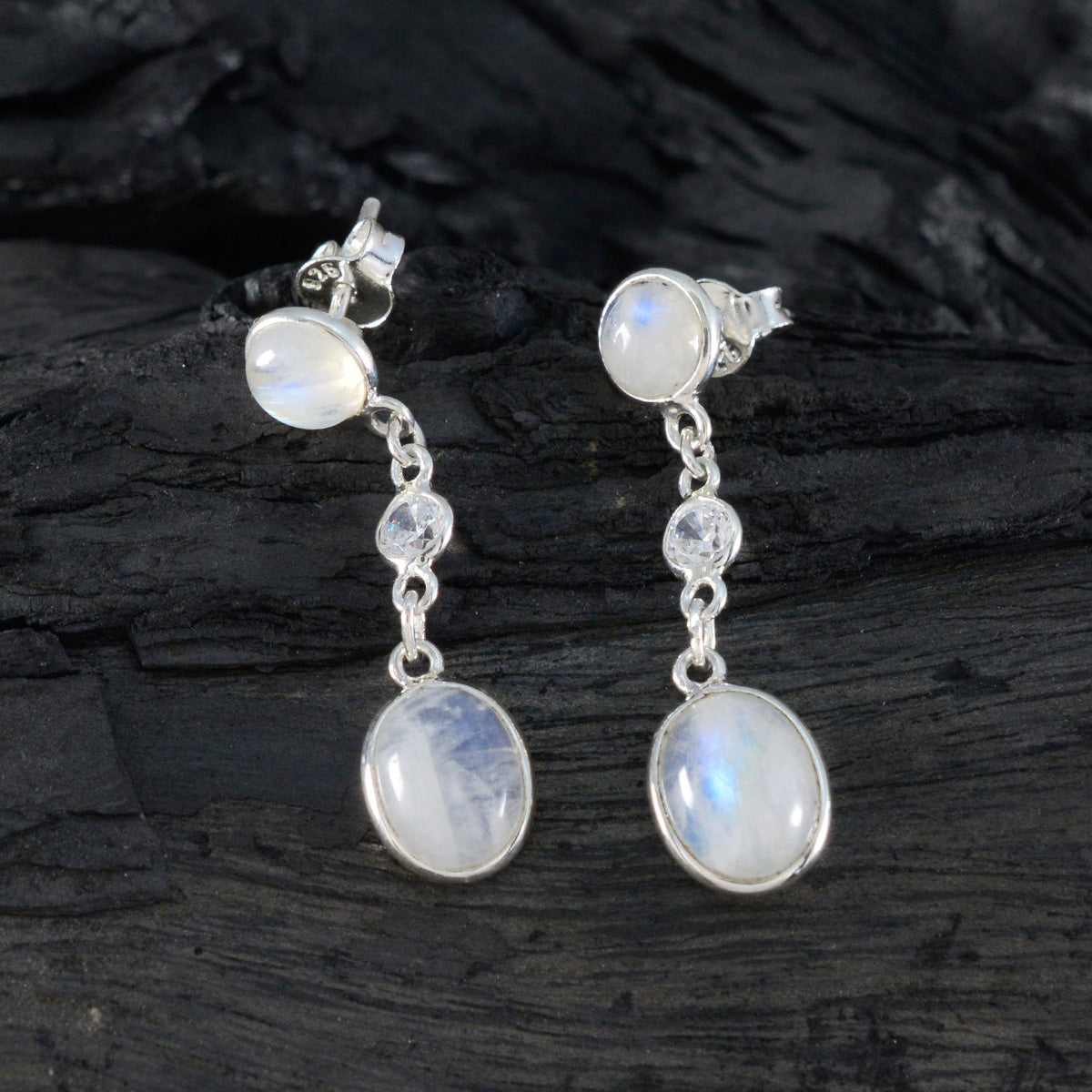 Yuki White Delicate multiple Stud Earring