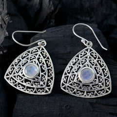Sofía White Eye catching Solitaire Dangle Earring