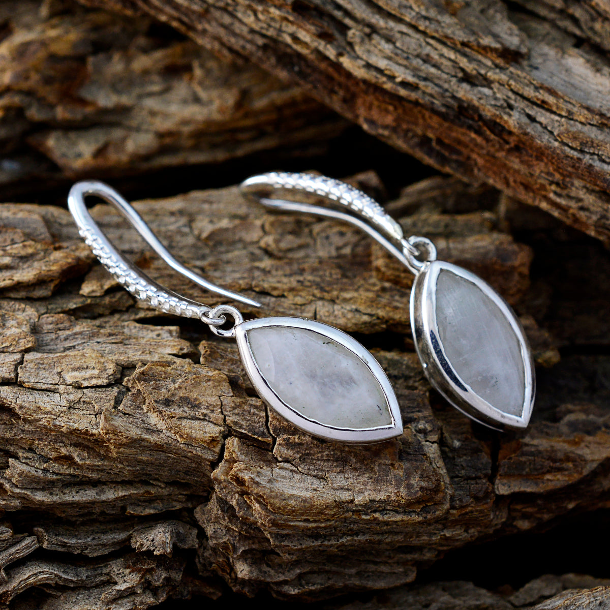 Agnes White Delicate Solitaire Dangle Earring