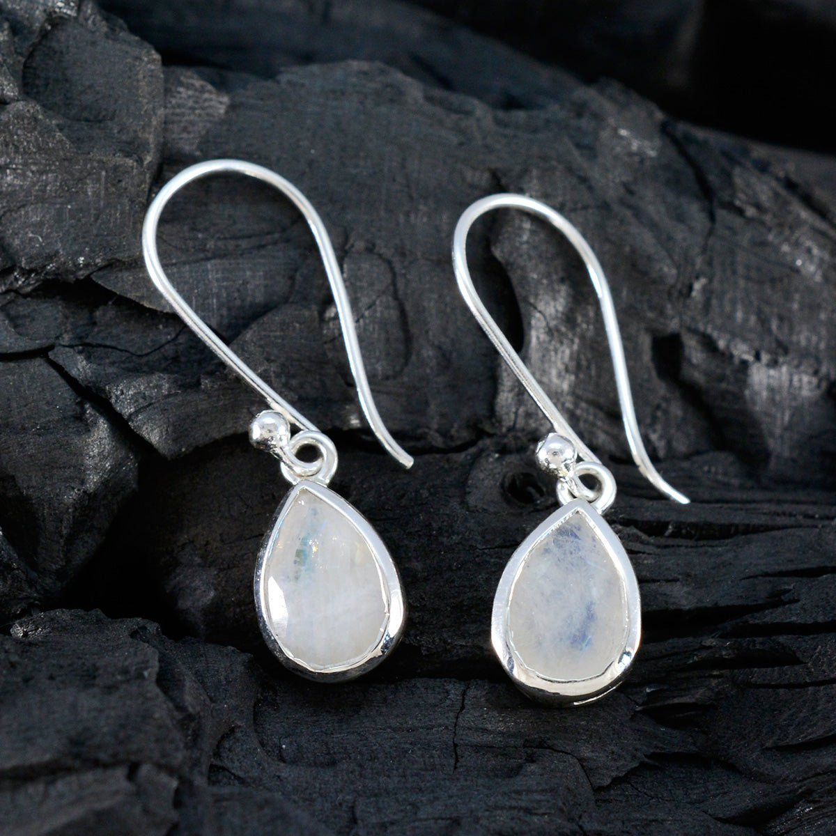 Hana White Dainty Solitaire Dangle Earring