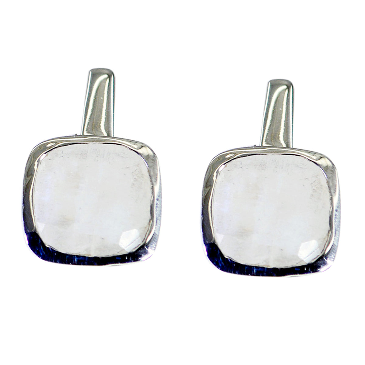 Aria White Featherlight Solitaire Stud Earring