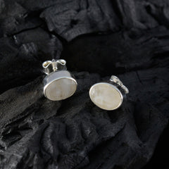 Bianca White Delicate Solitaire Stud Earring