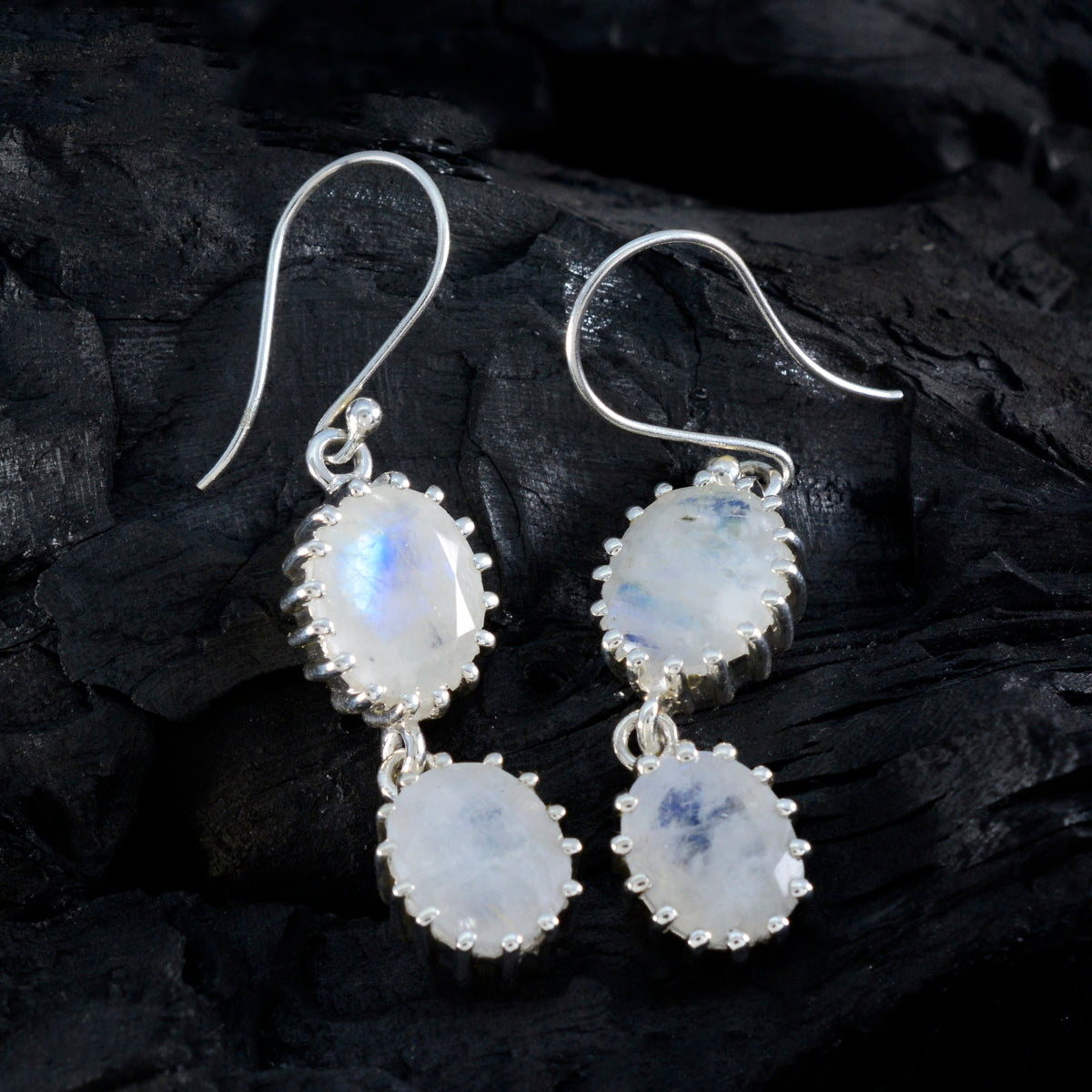 Leah White Versatile Toi et Moi Dangle Earring