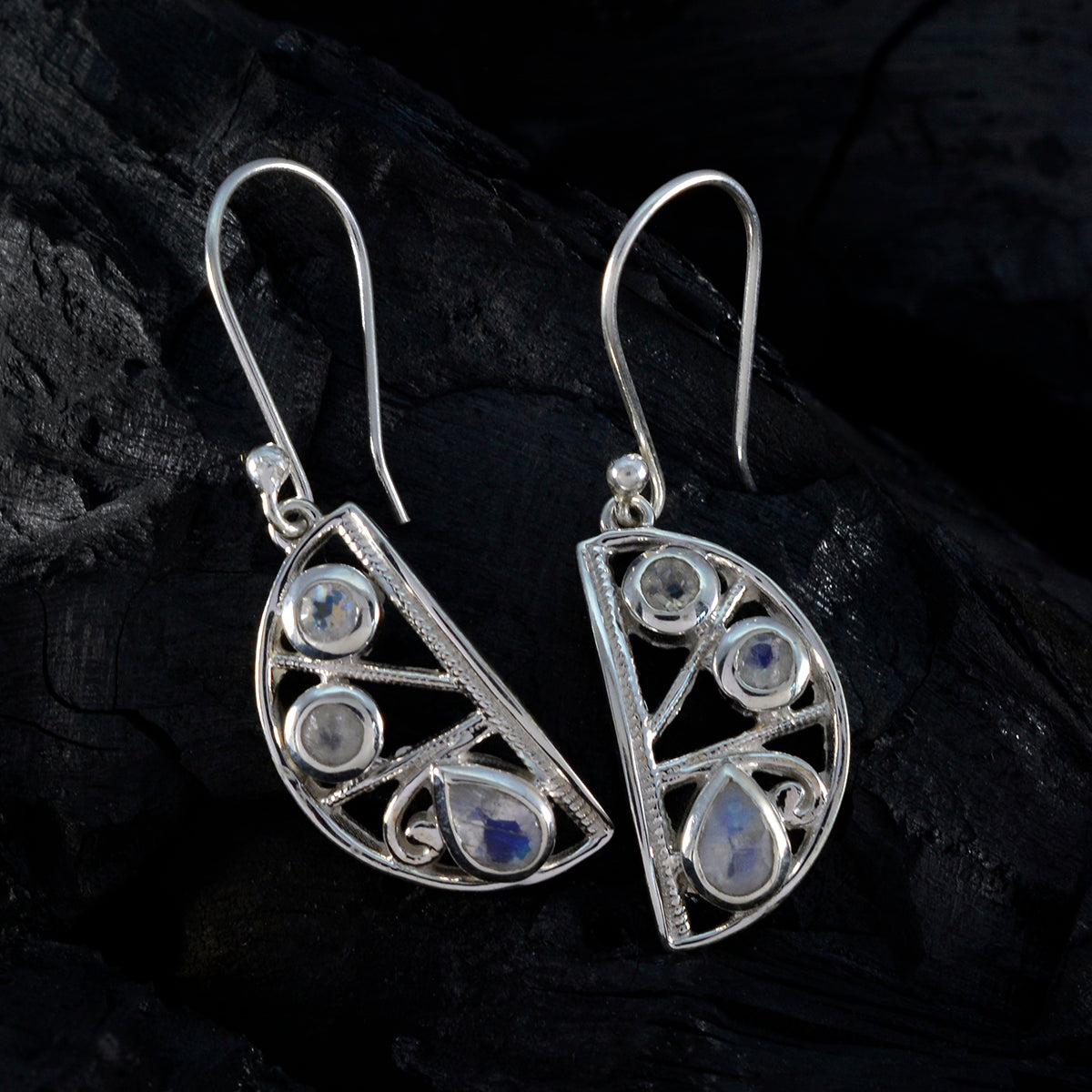Eun ji White Mid weight Trilogy Dangle Earring
