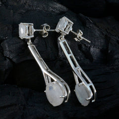 Mei White Minimal Toi et Moi Stud Earring