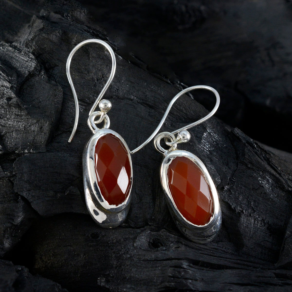 Emma Red Classic Solitaire Dangle Earring