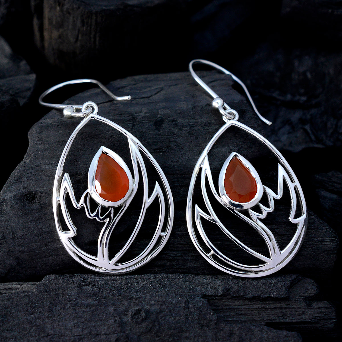 Evelyn Red Dainty Solitaire Dangle Earring