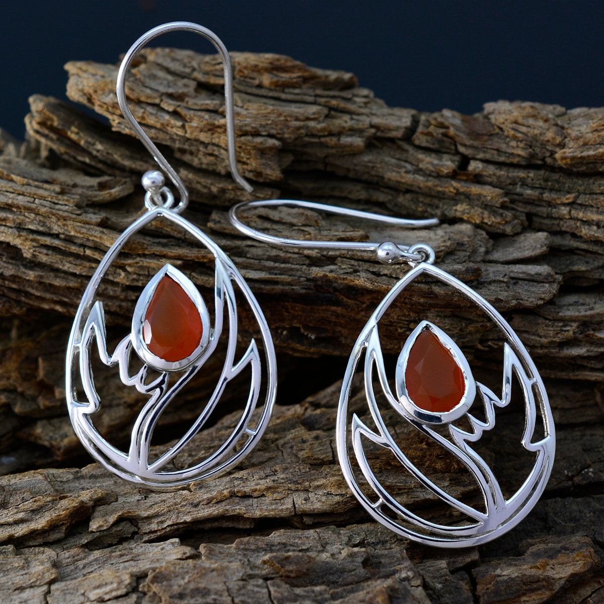 Evelyn Red Dainty Solitaire Dangle Earring