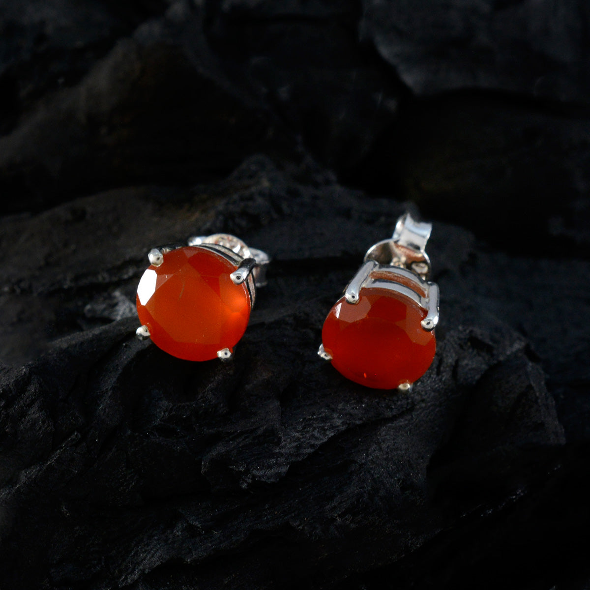 Freya Red Dainty Solitaire Stud Earring