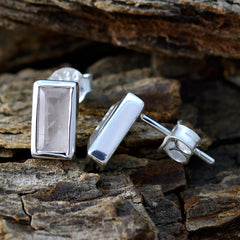 Hazel Pink Delicate Solitaire Stud Earring