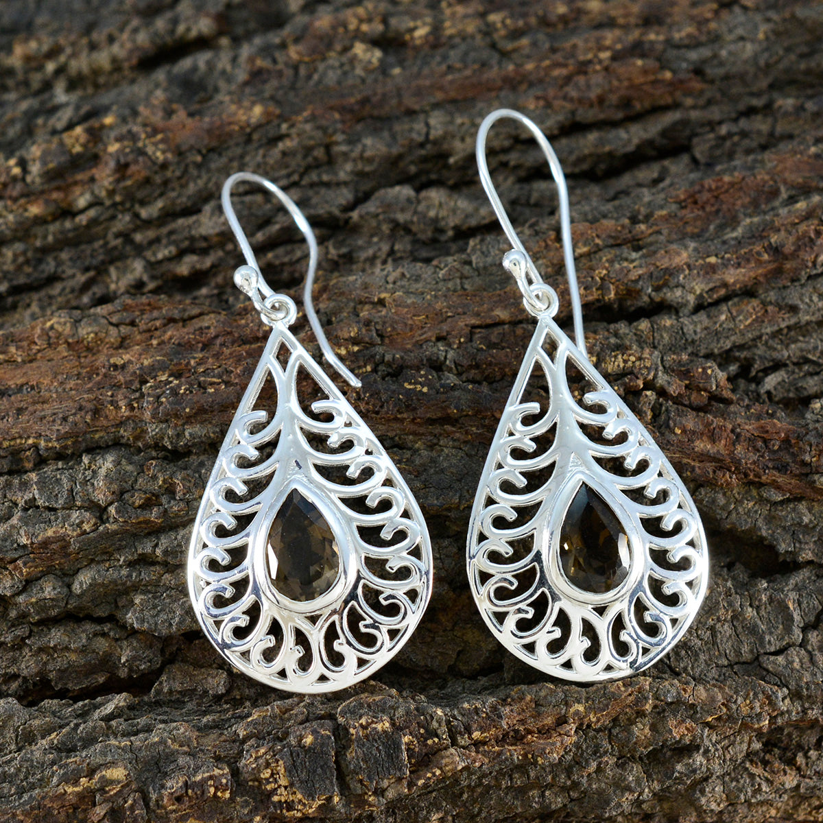 Daniela Brown Featherlight Solitaire Dangle Earring