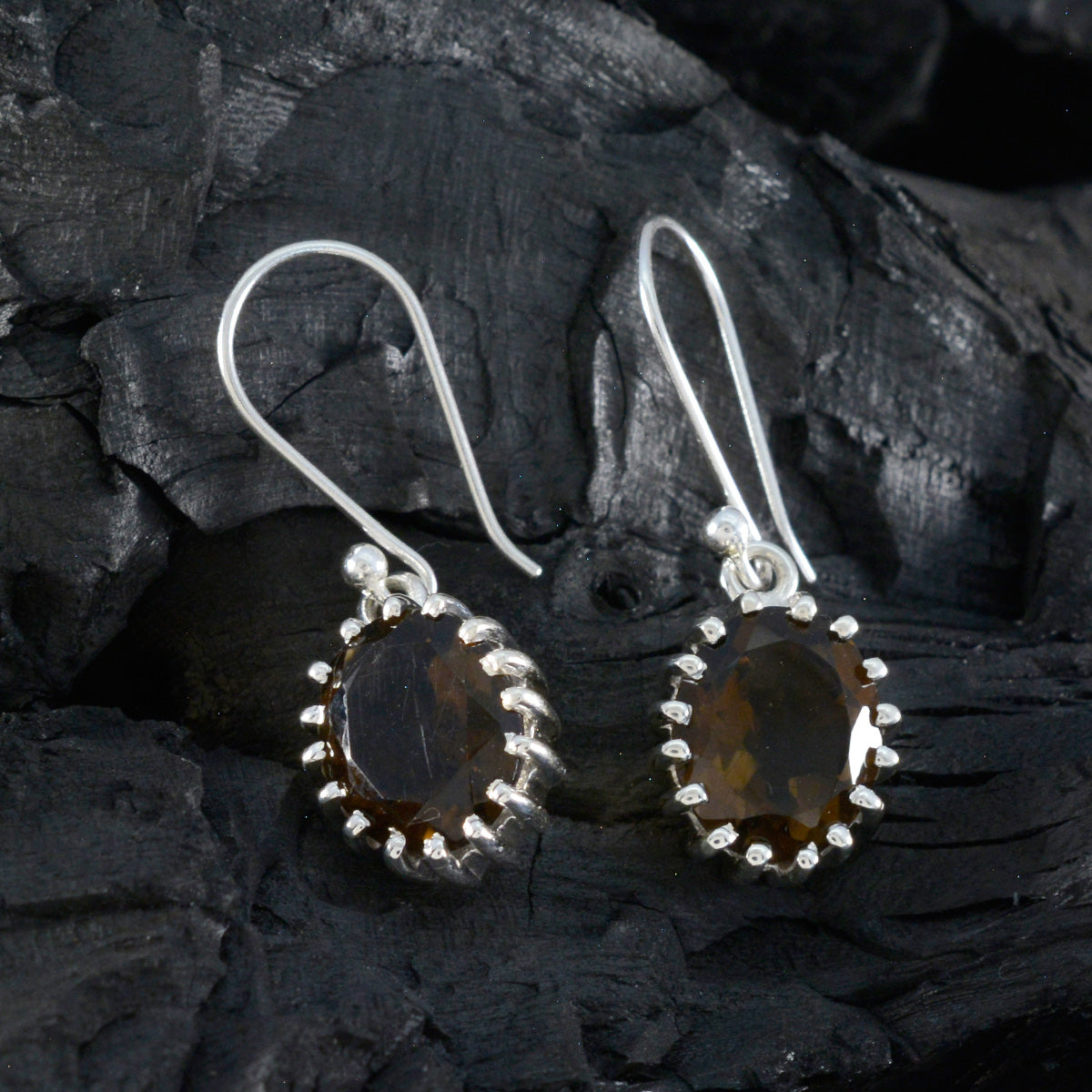 Gabriela Brown Tiny Solitaire Dangle Earring