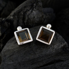 Julieta Brown Delicate Solitaire Stud Earring