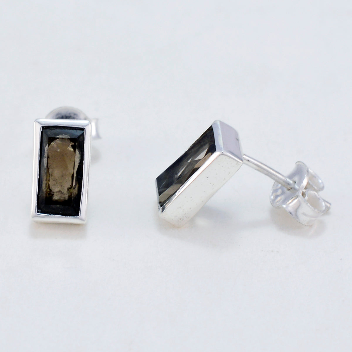 Joaquina Brown Elegant Solitaire Stud Earring