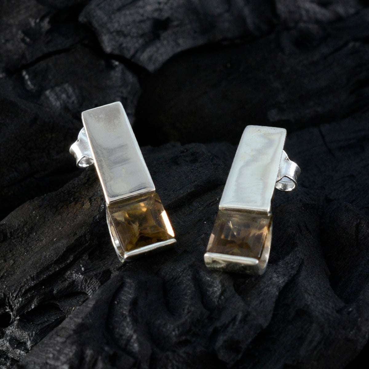 Mathilde Brown Dainty Solitaire Stud Earring