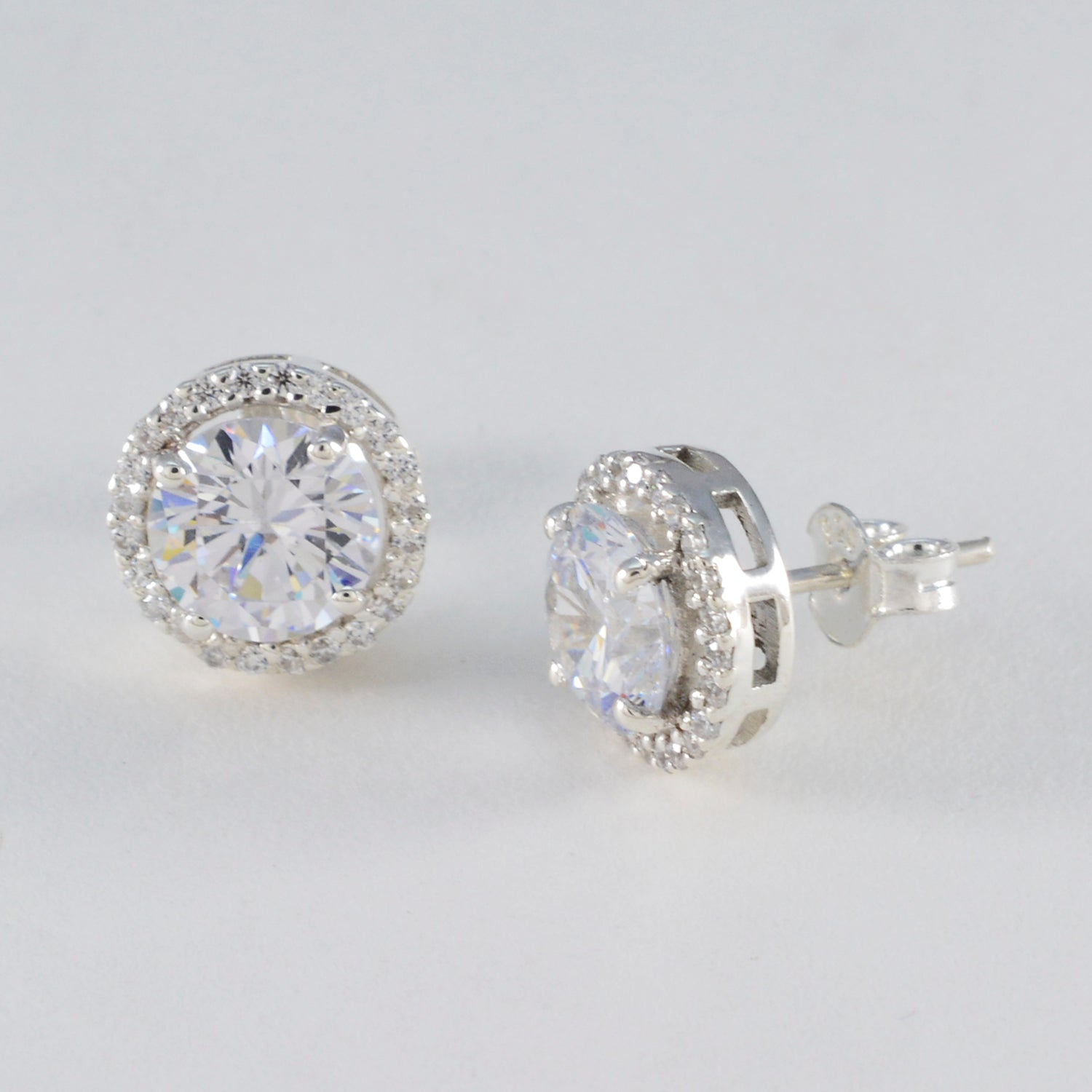 Julia White Minimal multiple Stud Earring