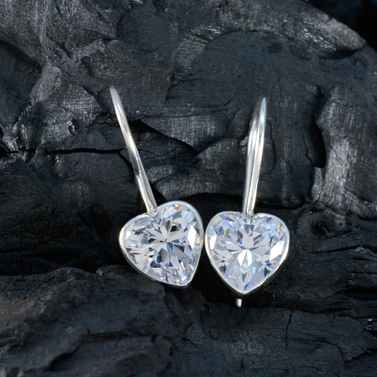 Greta White Featherlight Solitaire Dangle Earring