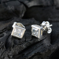 Camila White Elegant Solitaire Stud Earring