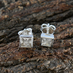 Camila White Elegant Solitaire Stud Earring