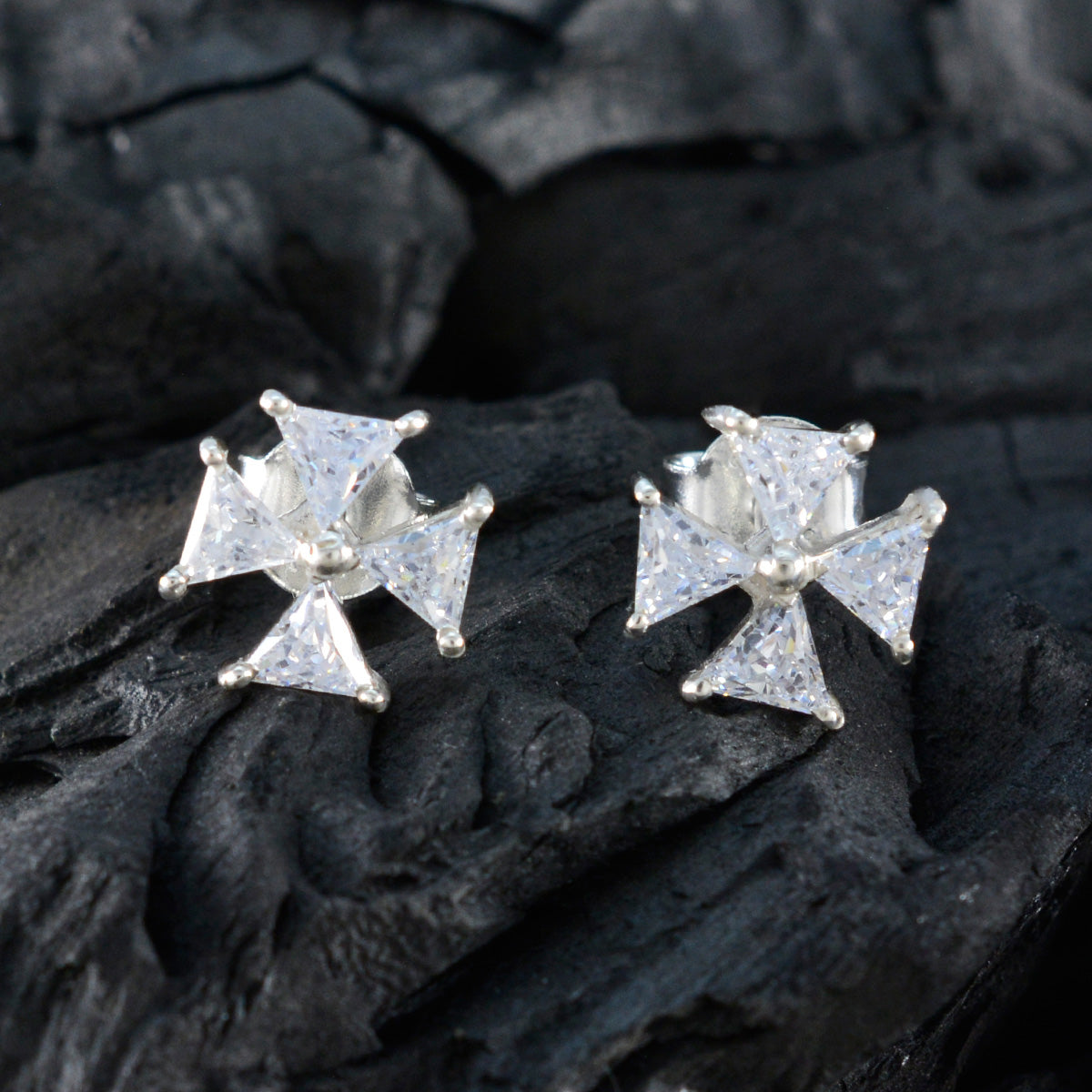 Audrey White Elegant multiple Stud Earring
