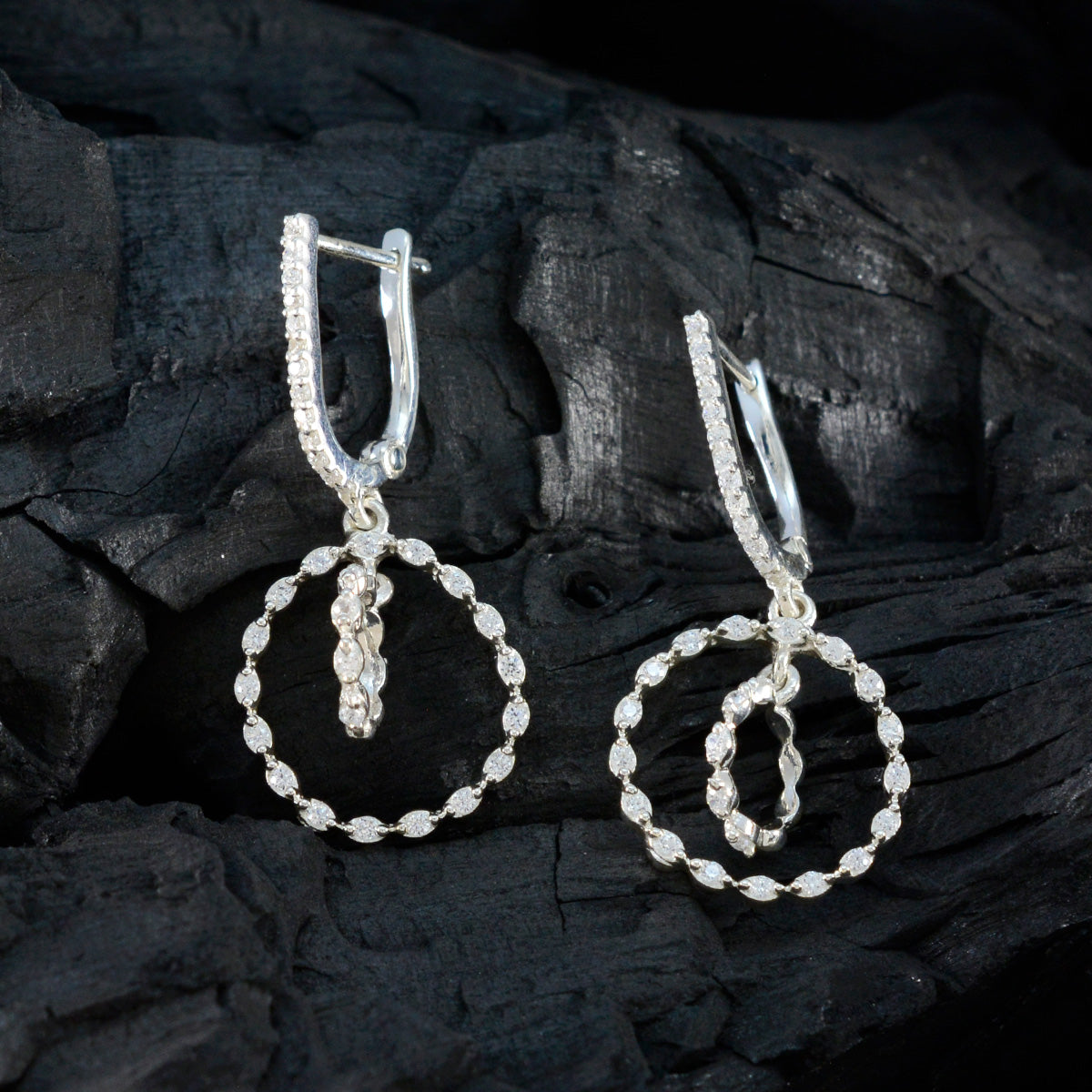 Amanda White Delicate multiple Stud Earring