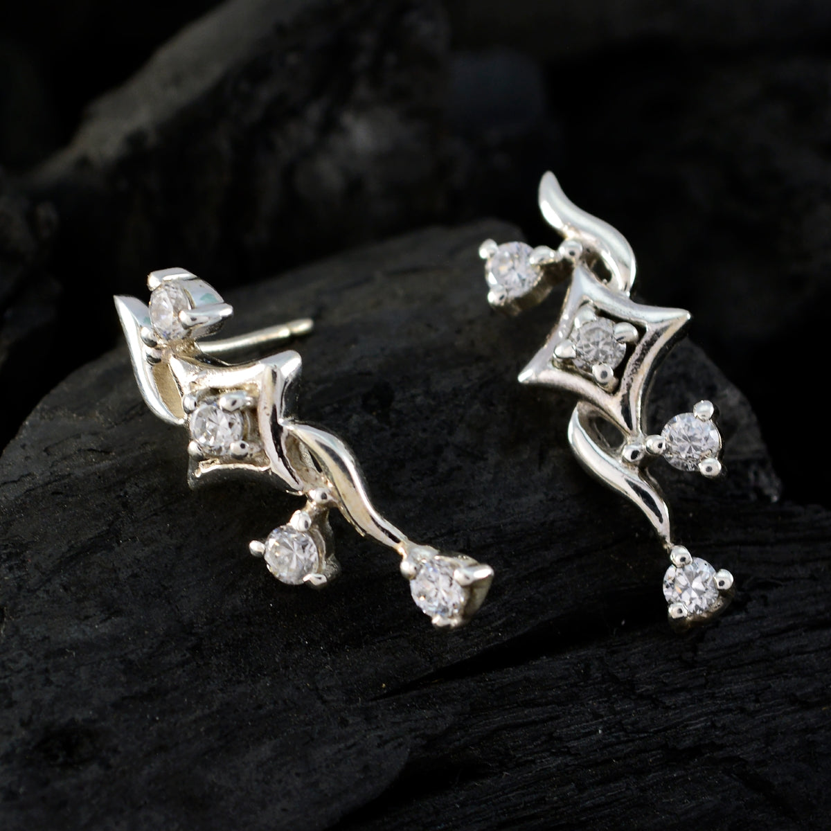 Julia White Dainty multiple Stud Earring