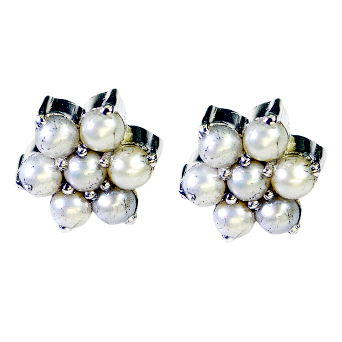 Laura White Delicate multiple Stud Earring Pearl White Stud