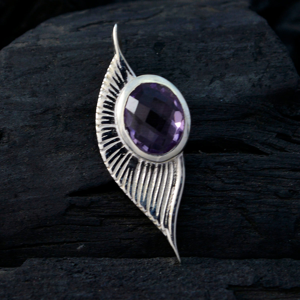 Inès Purple Glamorous Dainty Pendant