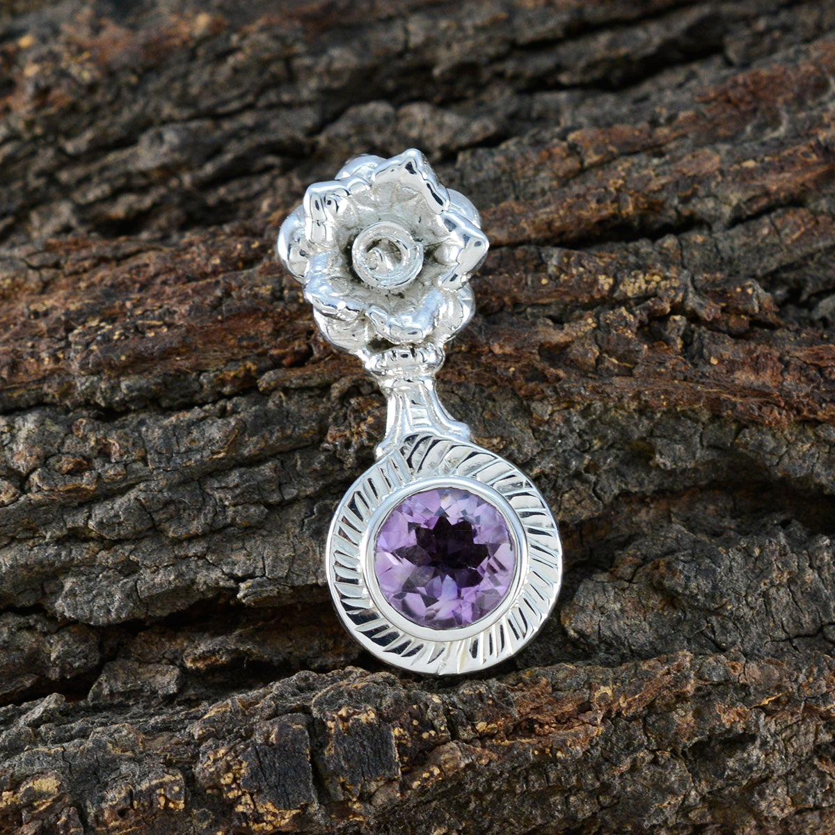 Cecilia Purple Romantic Eye-catching Pendant
